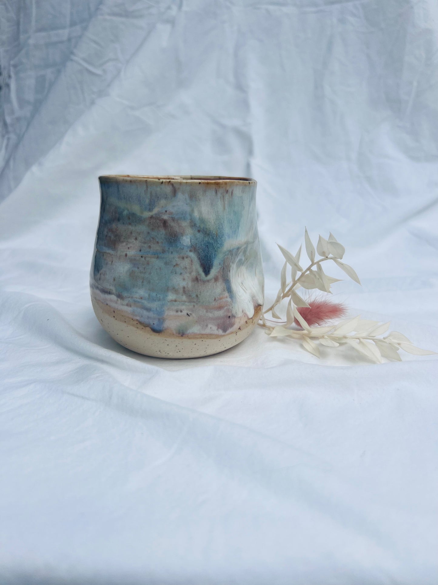 Skies Thumb Mug