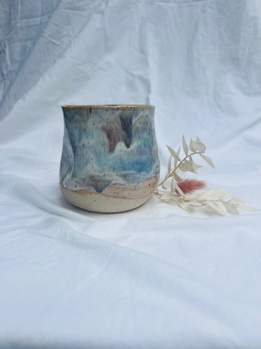 Skies Thumb Mug